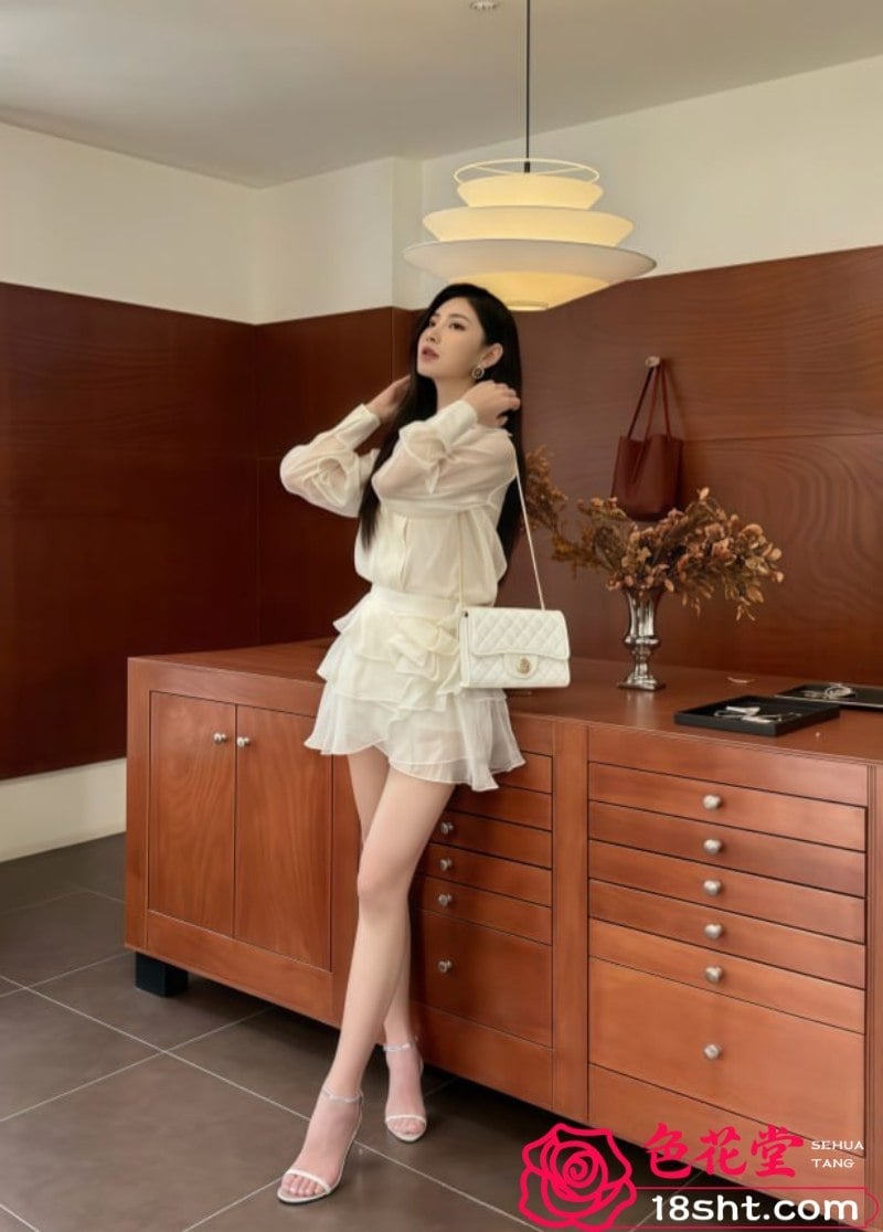 người Mẫu xe hơi tại Thượng Hải bán dâm cho đại gia